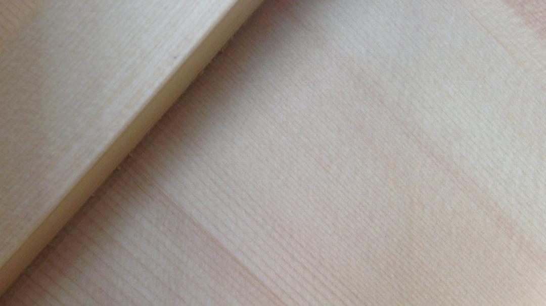 Soundboard Min 8 Grains Premium Solid Spruce