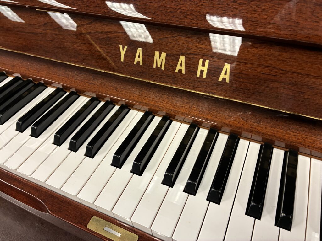 1999 Yamaha U1 Mahogany polish that was reconditioned by Upstate Pianos in Latham, NY.