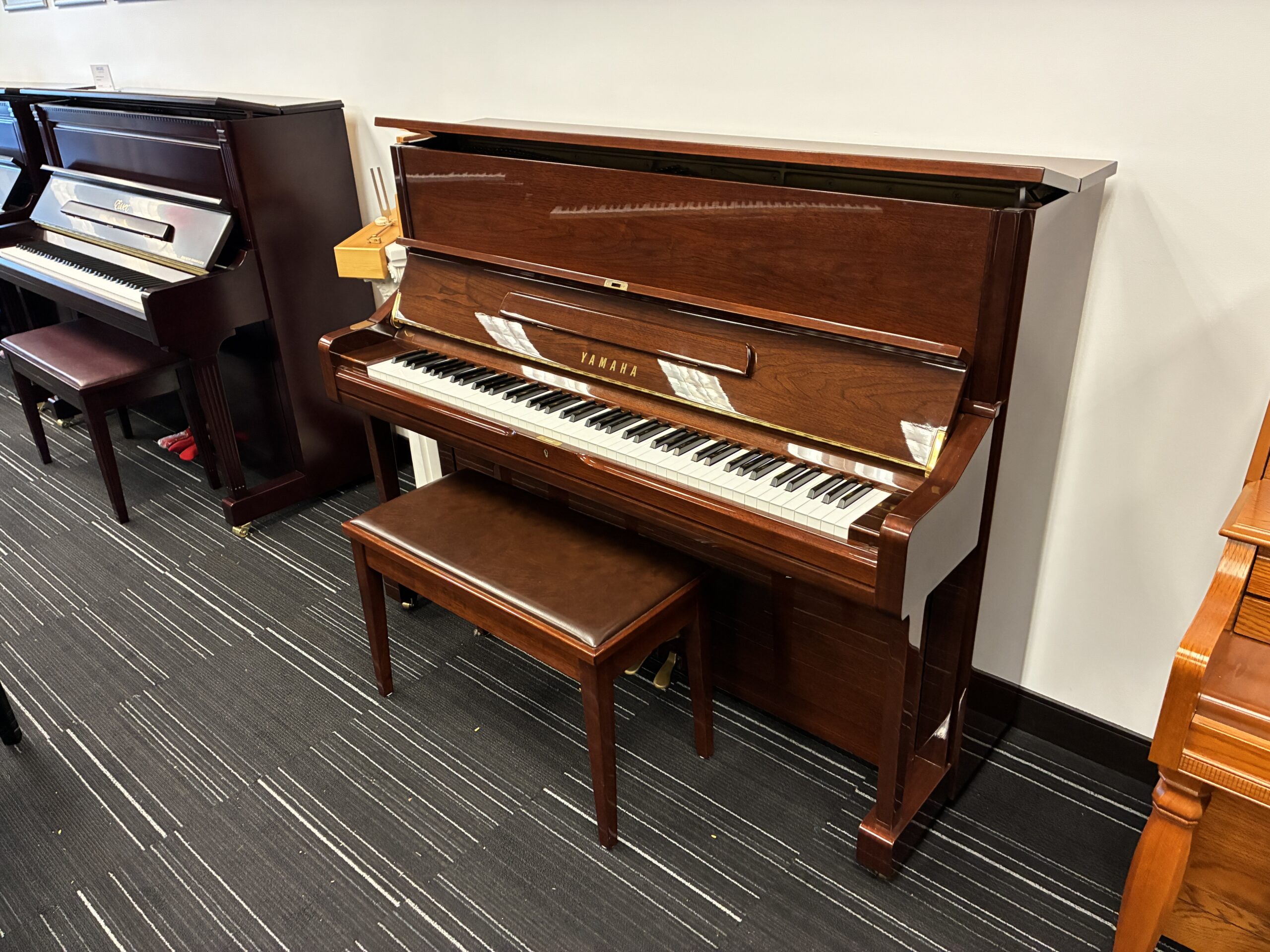 1999 Yamaha U1 Mahogany polish that was reconditioned by Upstate Pianos in Latham, NY.